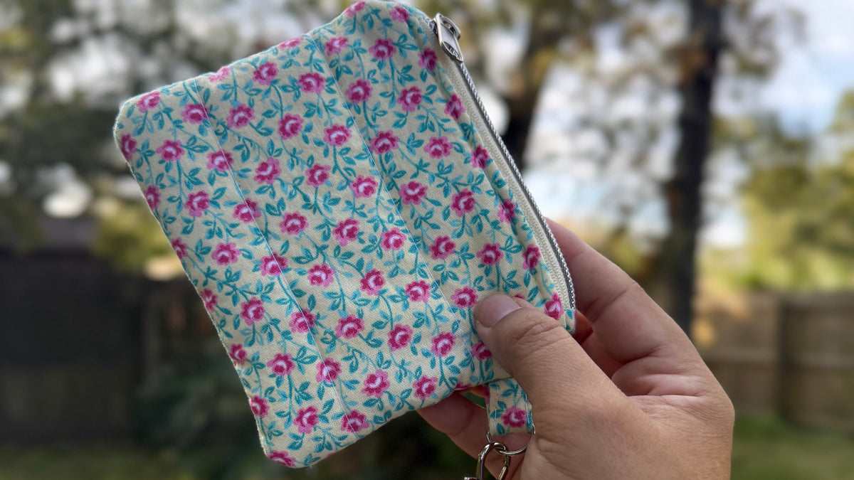 Wristlet Wallet Vintage Rose