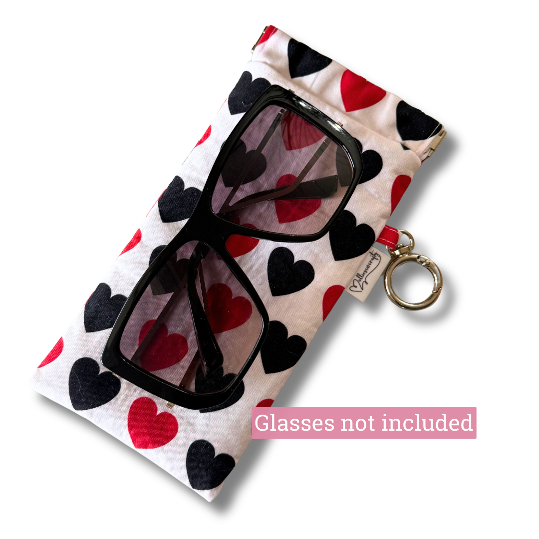 Sunglass Case Flexi Frame - Queen Hearts
