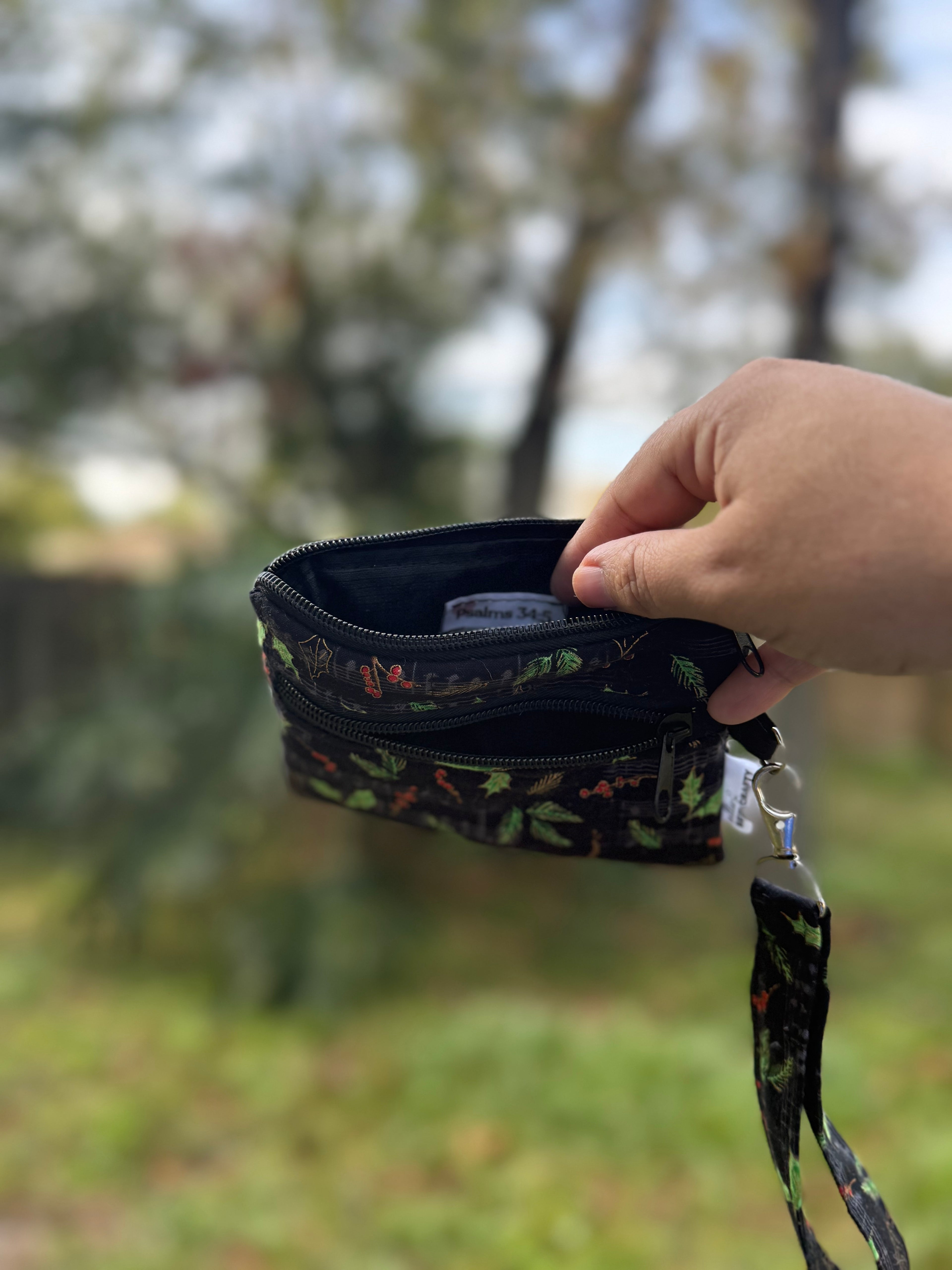 Double Zipper Wristlet Wallet Christmas Music