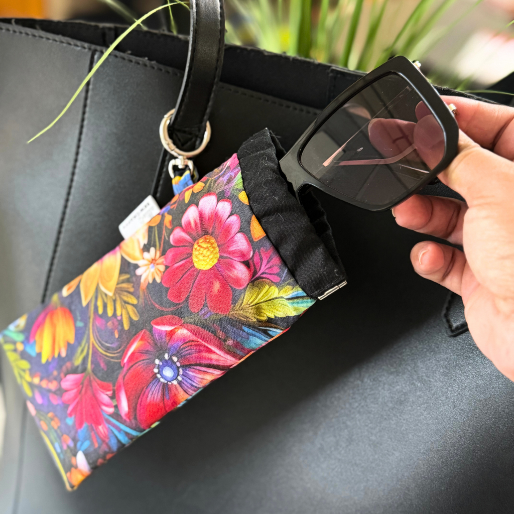 Sunglass Case Flexi Frame - Bold Big Flowers